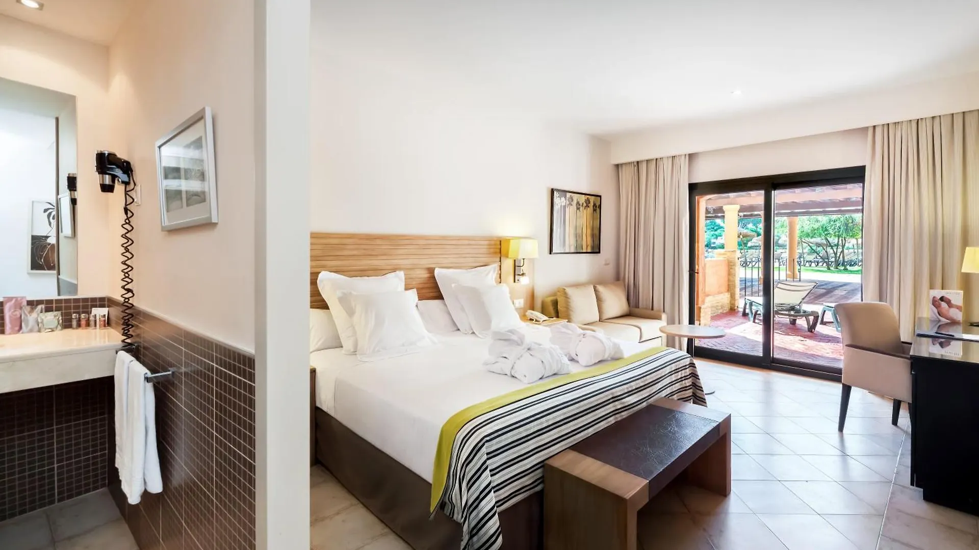 Barcelo Punta Umbria Beach Resort